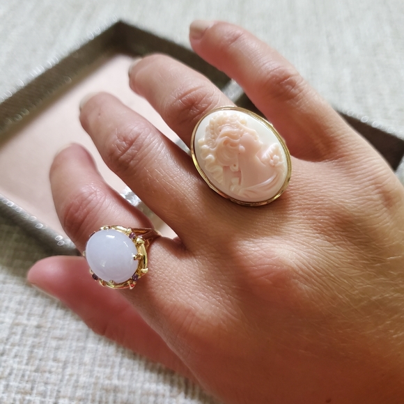Vintage 14k Gold Cameo Ring - Picture 3 of 16
